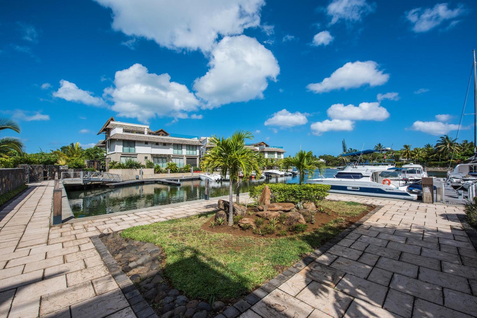 West Island By Horizon Holidays Riviere Noire Exterior photo